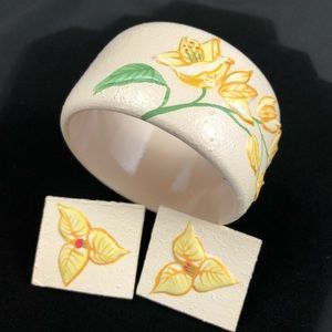 VINTAGE Flower Bangle w/ Earrings